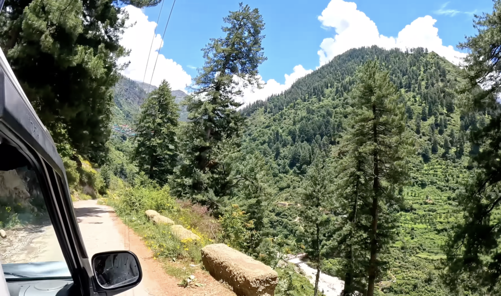 Reach Barshaini the Starting point of the Kheerganga trek