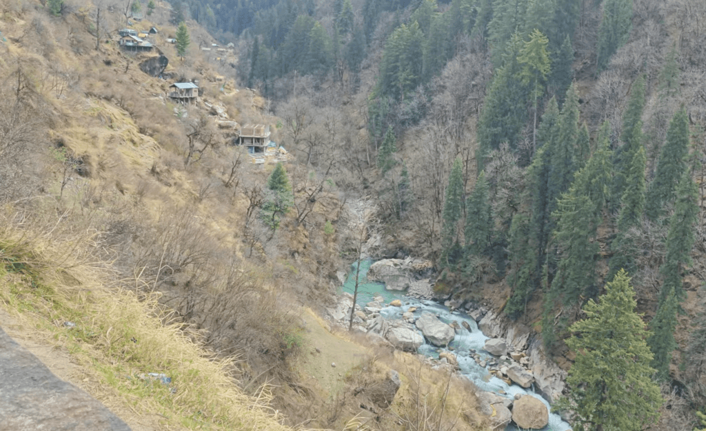 Kheerganga trail views